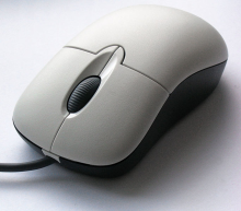 Felix112_684px-3-Tastenmaus_Microsoft.jpg
