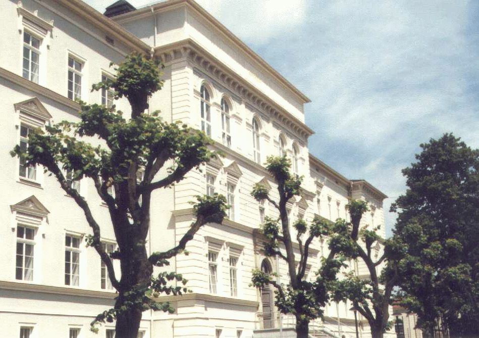 Scholl_Gymnasium_Loebau1.gif